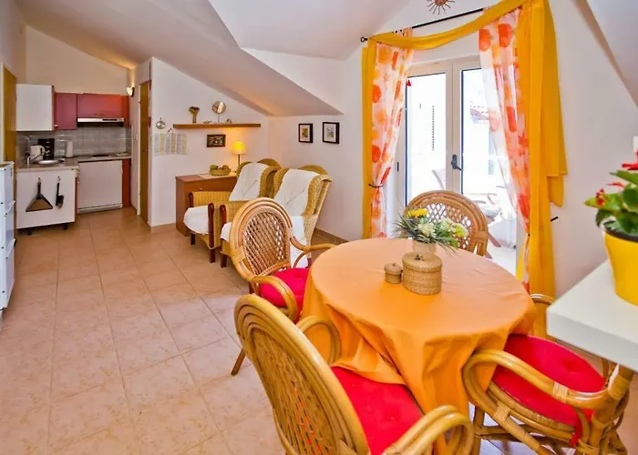 Apartment Jacky Hvar Town