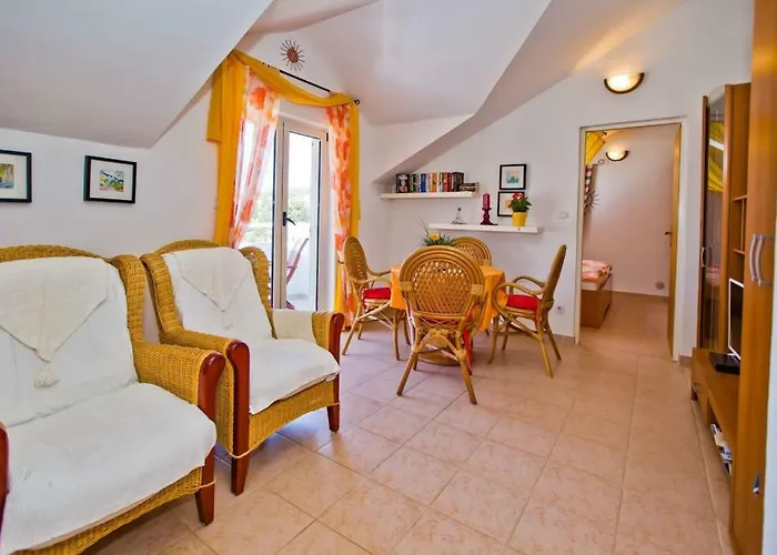 Apartment Jacky Hvar Town